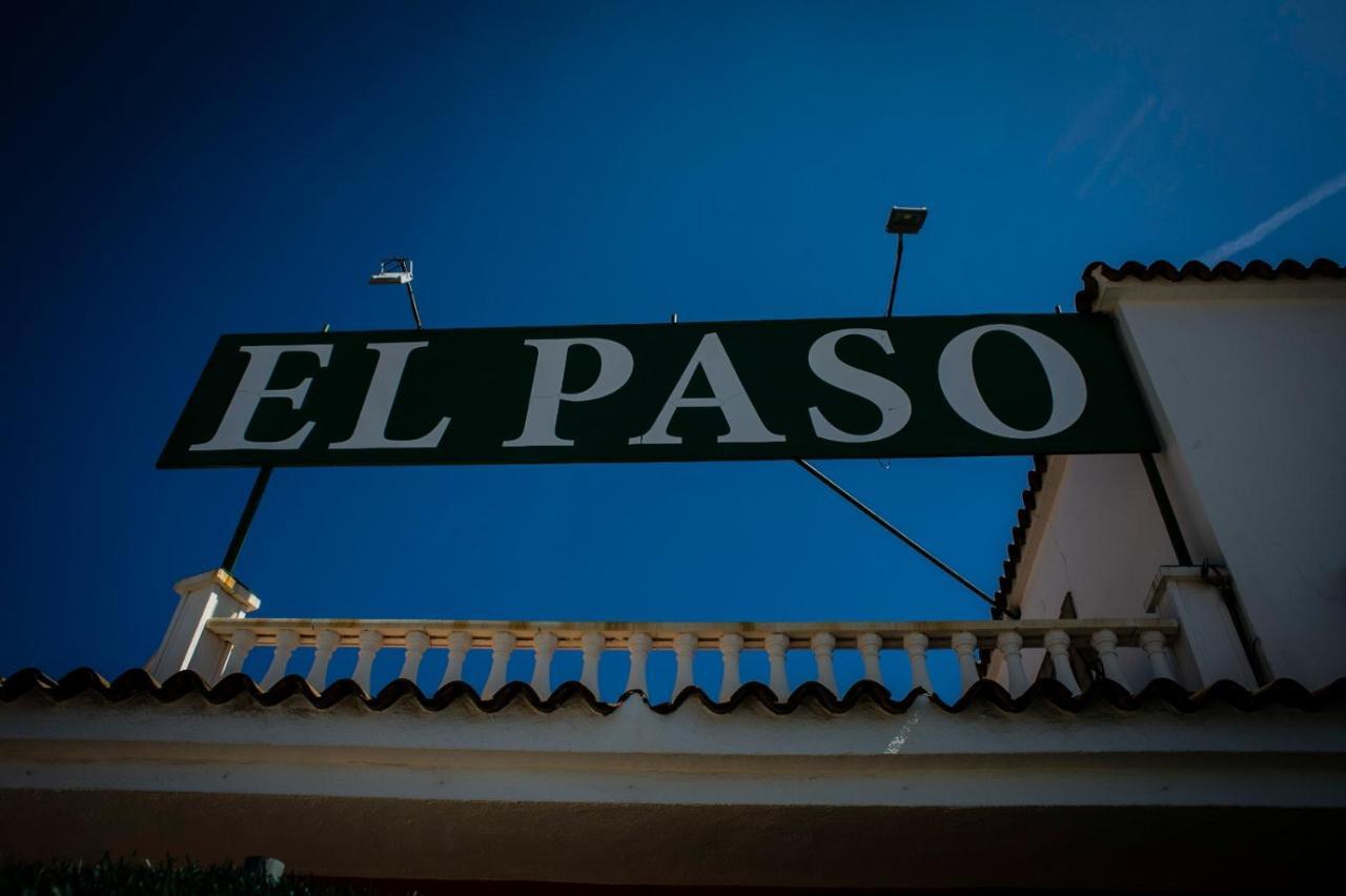 Hostal Restaurante El Paso บายเลน ภายนอก รูปภาพ