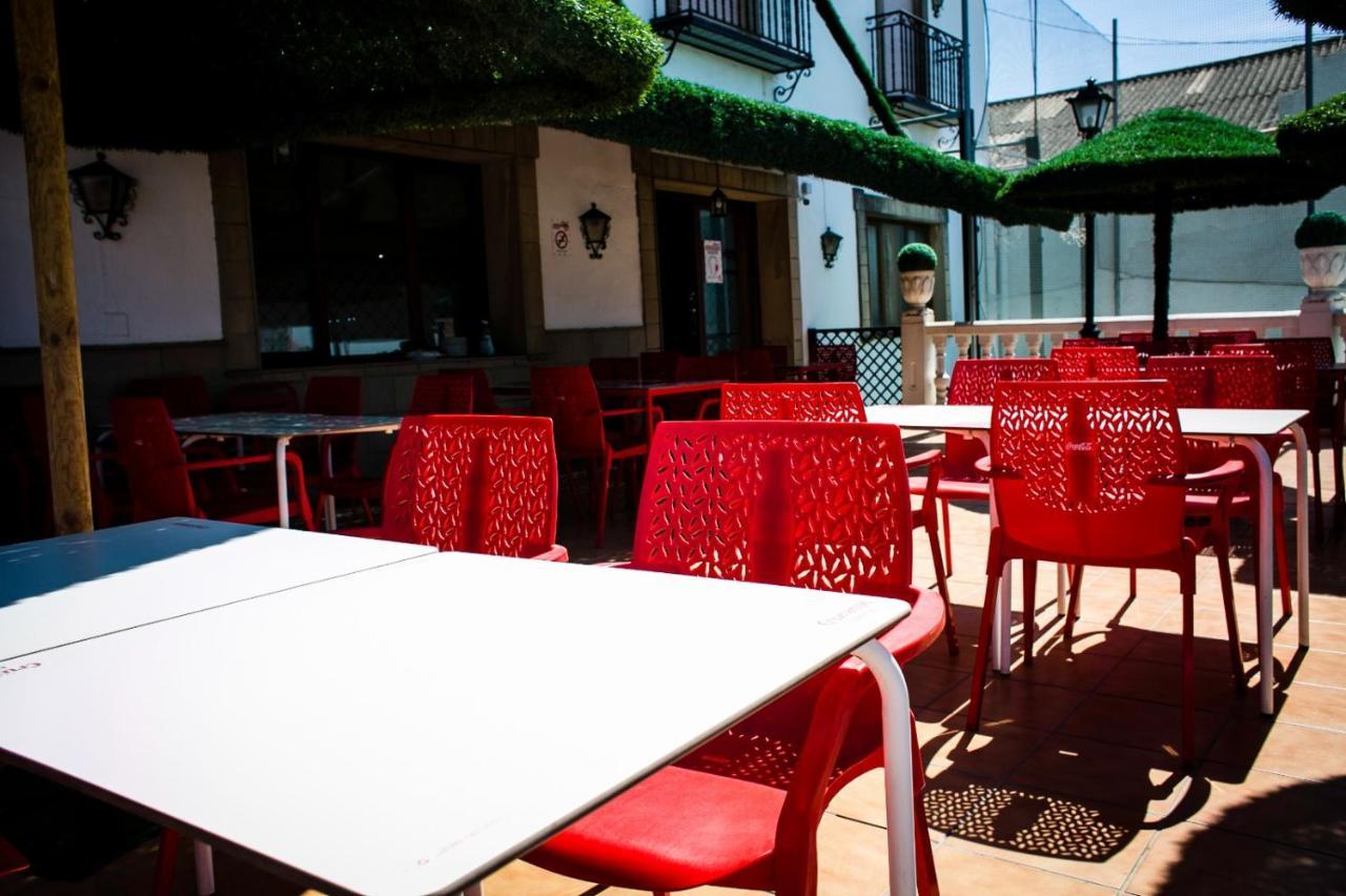 Hostal Restaurante El Paso บายเลน ภายนอก รูปภาพ