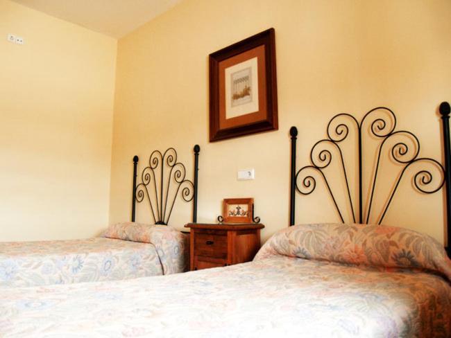 Hostal Restaurante El Paso บายเลน ภายนอก รูปภาพ